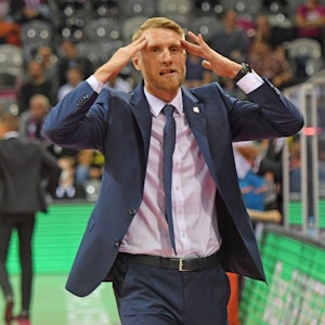 Cheftrainer Tuomas Iisalo konnte den Einbruch in der zweiten Halbzeit kaum fassen.