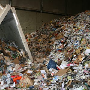 Wer ab 2023 den Müll einsammelt, wird eine europaweiten Ausschreibung ergeben.