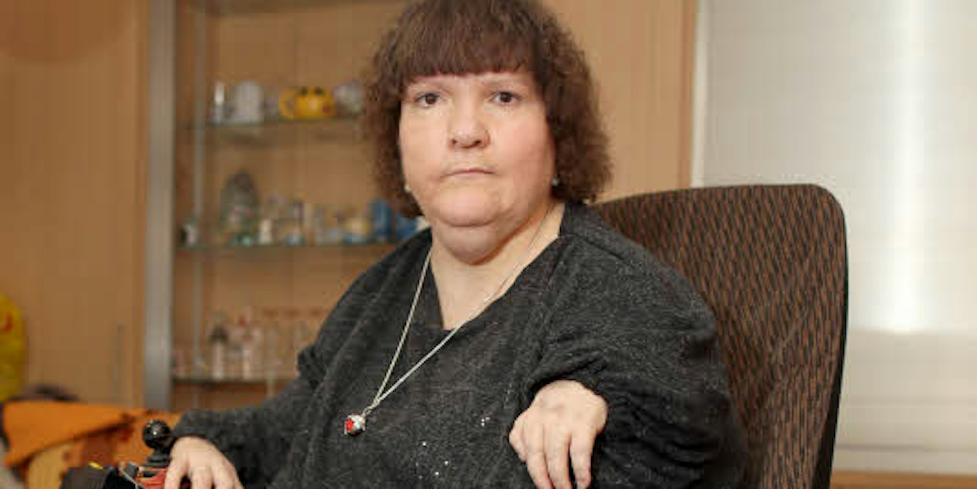 Sie ist eines der jüngsten Contergan-Opfer: Als Brigitte Rohr im Juli 1962 auf die Welt kam, war das Mittel seit ein paar Monaten offiziell vom Markt genommen. Im Alter von 18 Jahren bekam sie ihren ersten Rollstuhl.