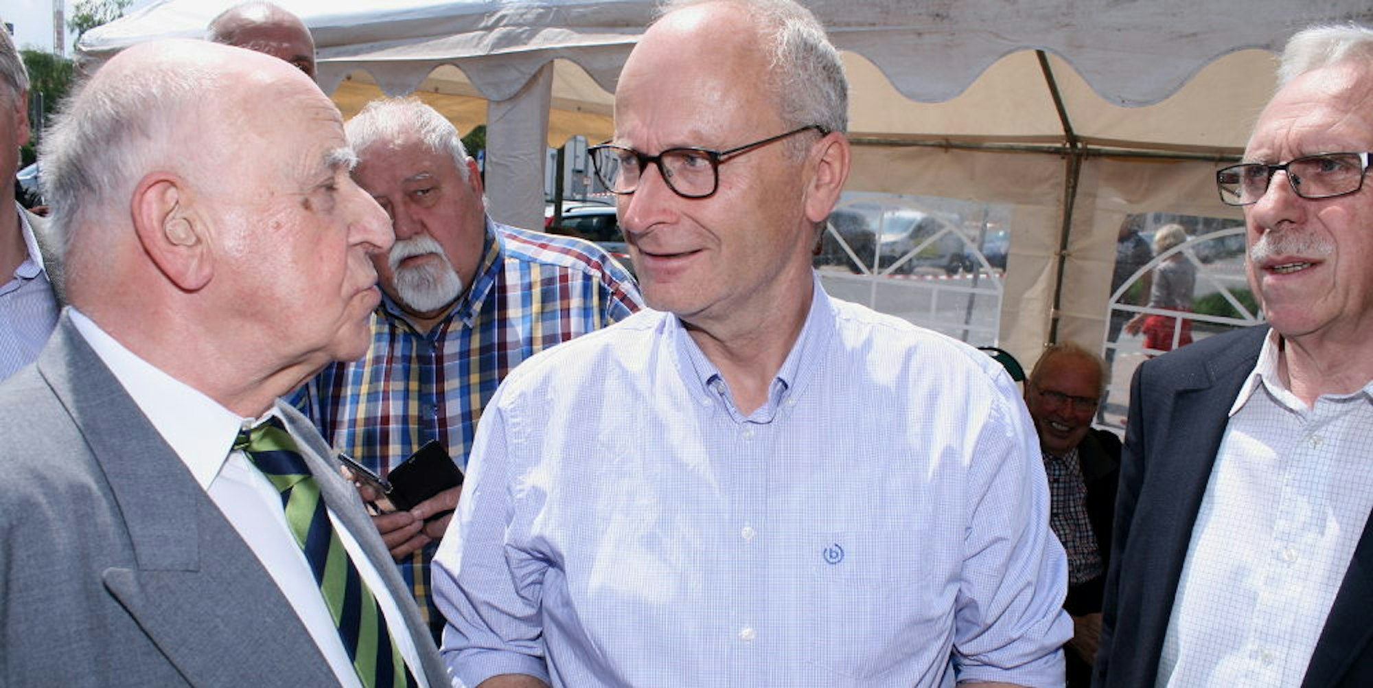 Alleiniger dienstältester Bürgermeister im Kreis wäre von 2020 an Dr. Hans-Peter Schick (Mi.) – wenn seine CDU ihn erneut als Kandidaten nominiert und die Mechernicher ihn wählen.