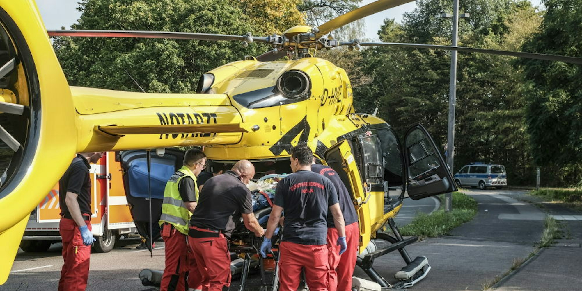 Der Rettungsdienst in Köln hat immer mehr zu tun, auch die Luftretter übernehmen Transporte.