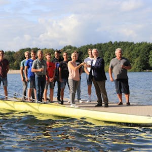 Der neue Steg am Otto-Maigler-Sees in Hürth 