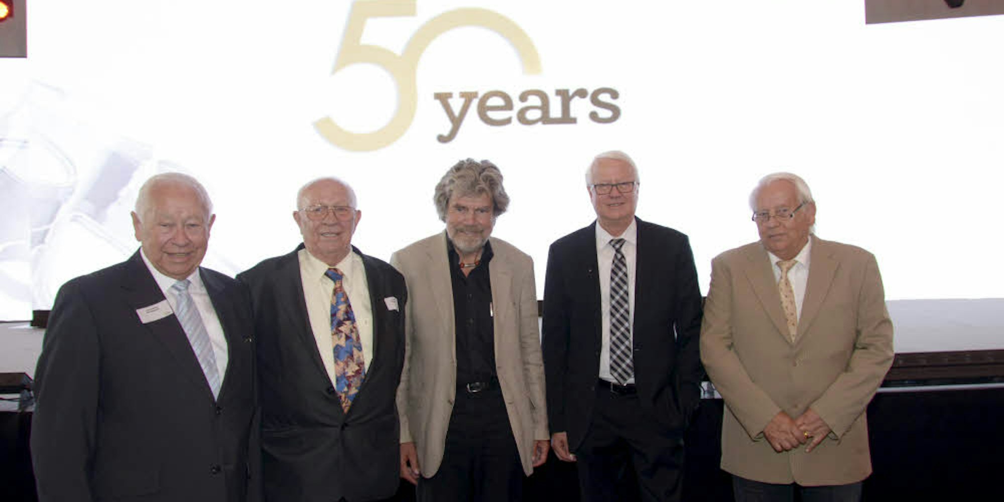 Die vier Kemmerichbrüder Karl-Heinz, Egon, Herbert und Werner Kemmerich (v.l.) mit Reinhold Messner.