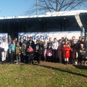 43 Menschen hat der erste Bus des Unternehmens Rheinland-Touristik nach Deutschland gebracht.