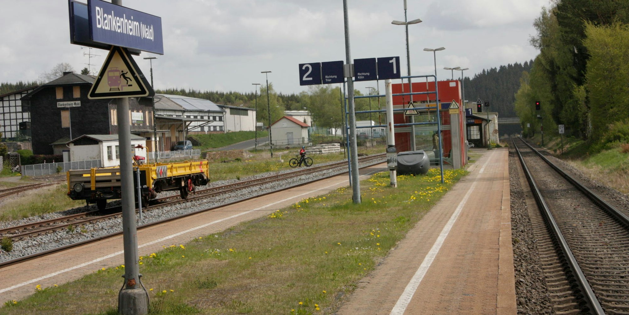 Bahnhof Wald1