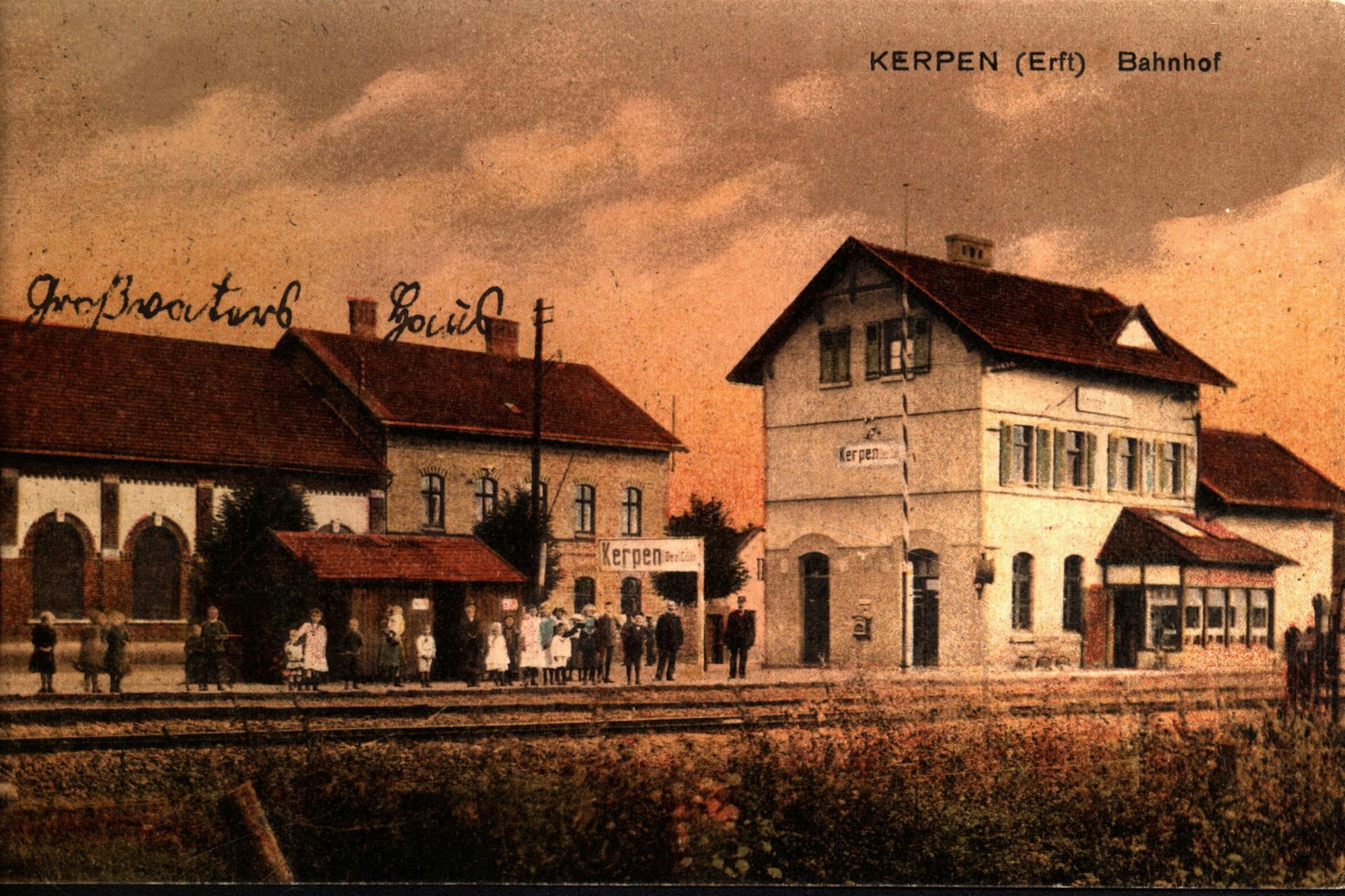 Aus dem „Hotel zum Bahnhof“ wurde die Gaststätte „Alt-Kerpen“.