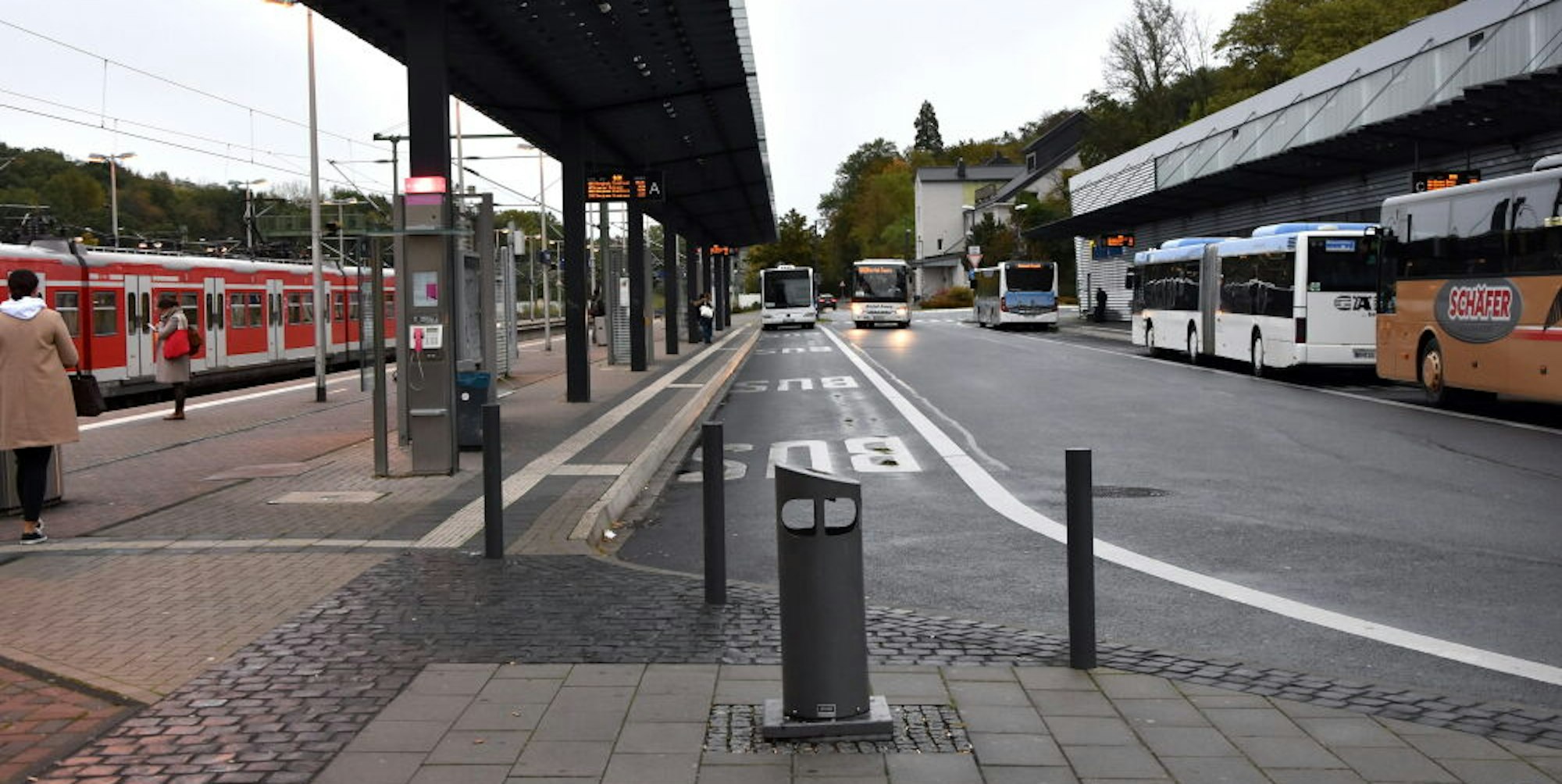 In Horrem sollen die entsprechenden Buslinien den Bussteigen A bis D neu zugeordnet werden.