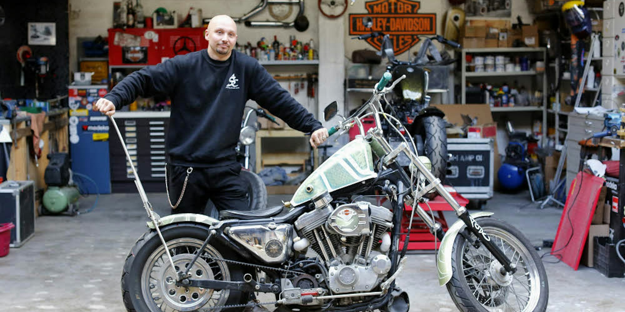 Mit 16 hatte Alex Thielen seine erste Harley, später machte er seine Leidenschaft zu seinem Beruf.