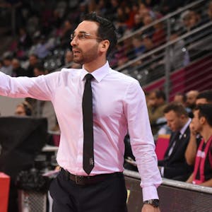 Baskets-Coach Thomas Päch führte seine Truppe zum Auswärtssieg in Dijon.