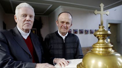 Willi Hoffsümmer (l.) und Gerhard Dane, hier in der Kasterer Kirche St. Georg, gehören zu den Unterzeichnern des Briefes.