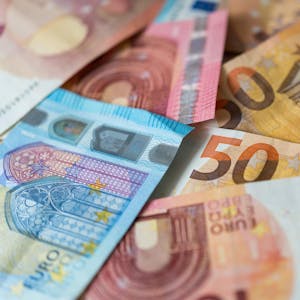 euro-Geldscheine-dpa