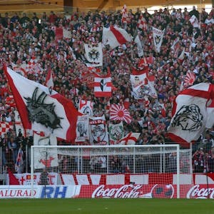 Die organisierte FC-Fanszene boykottiert als Gruppe auch nach der Rückkehr der Zuschauer den Stadionbesuch.