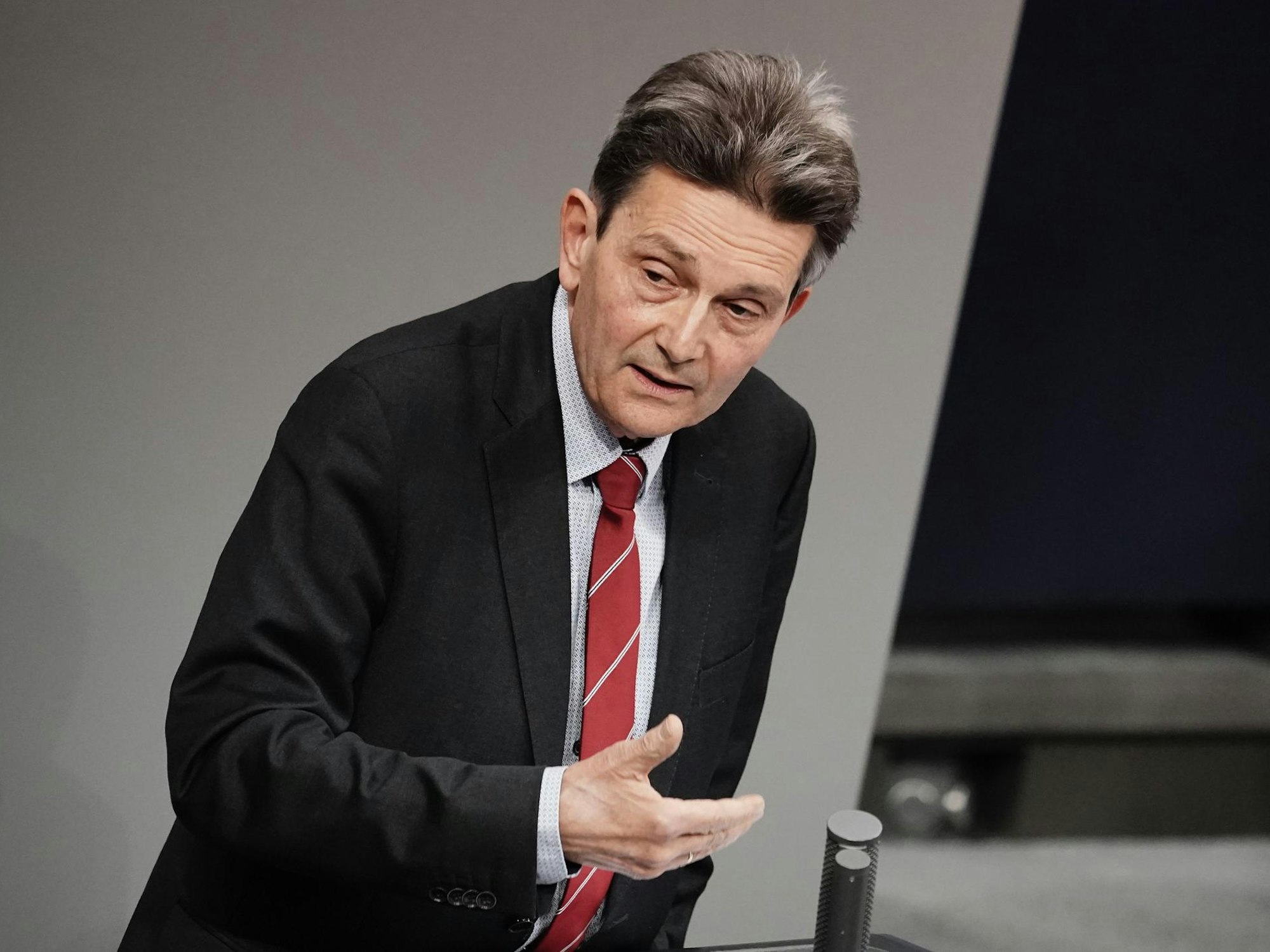 Rolf Mützenich am 26.11.2020 in Berlin im Bundestag bei Debatte zu Corona-Strategie
