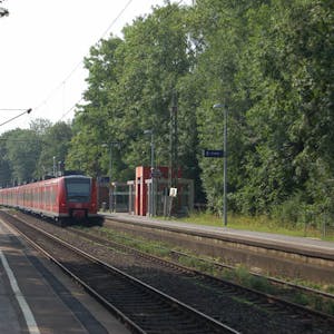 Ab 2023 soll auch eine S-Bahn vom Bahnhof in Stommeln nach Köln fahren.