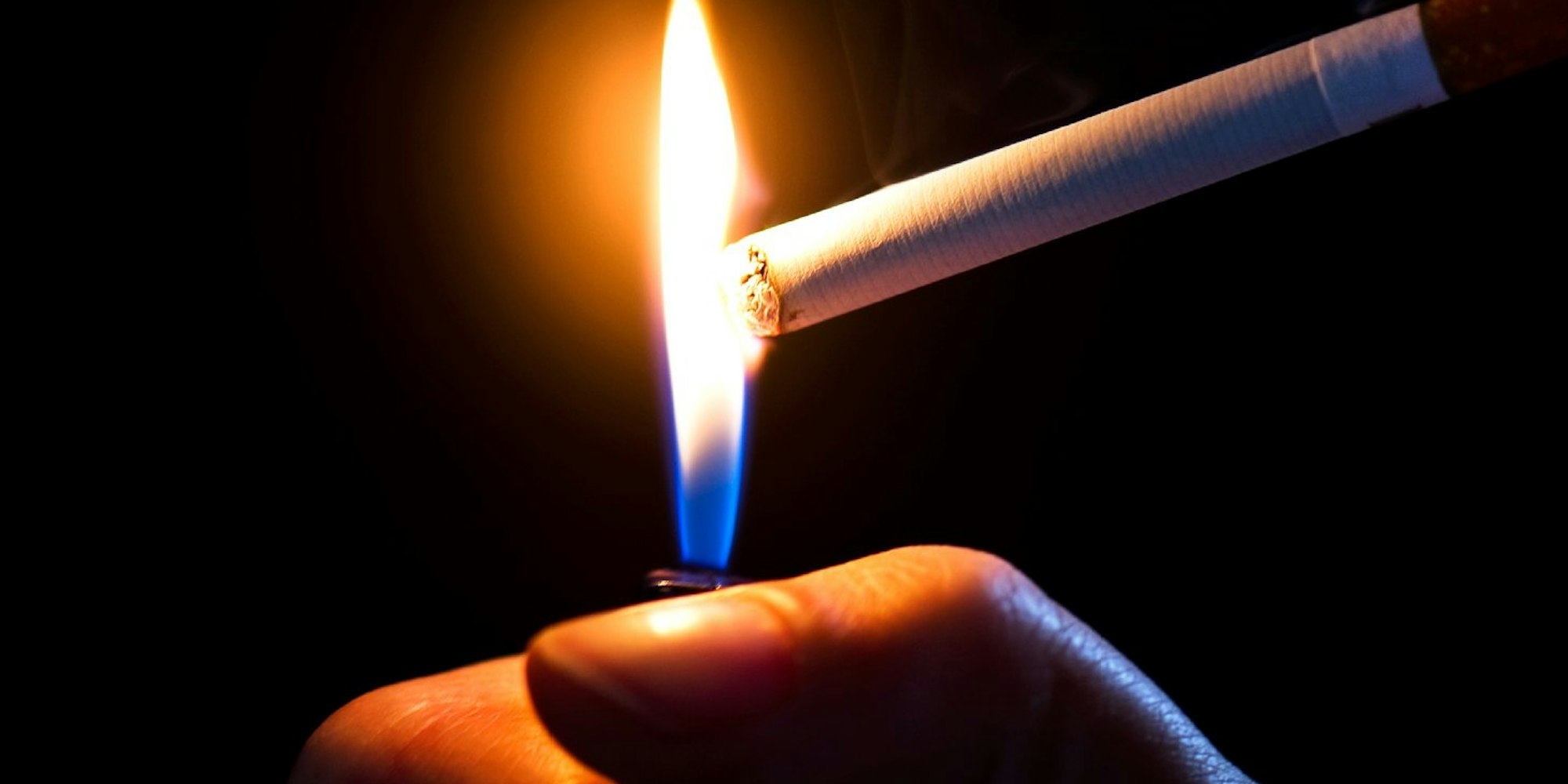 „Rauchverbote in geschlossenen Räumen sind mittlerweile die Norm und viele Menschen erwarten einen rauchfreien Arbeitsplatz.“ So begründet Tabakkonzern Reynolds das neue Rauchverbot.