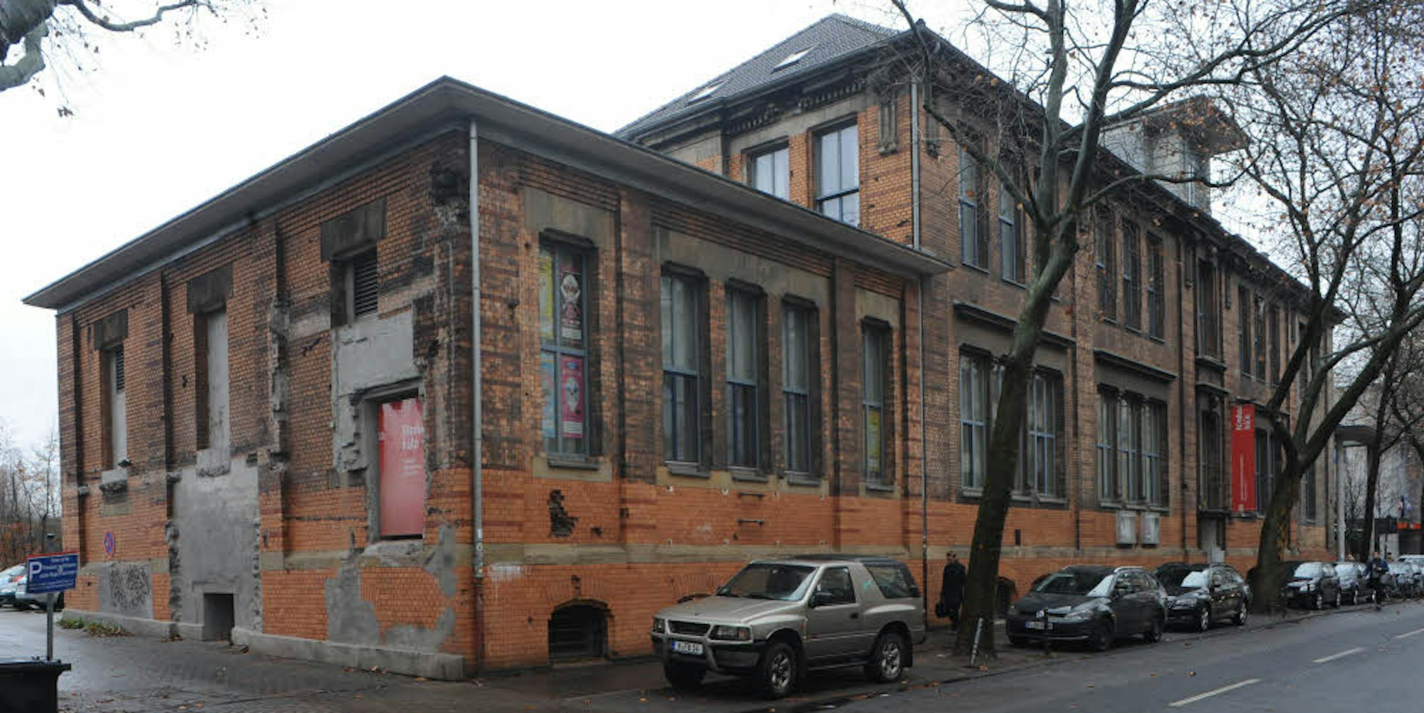 Das marode Filmhaus an der Maybachstraße soll im kommenden Jahr saniert werden.