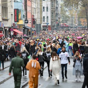 Zülpicher Straße Karneval Symbolbild Meurer