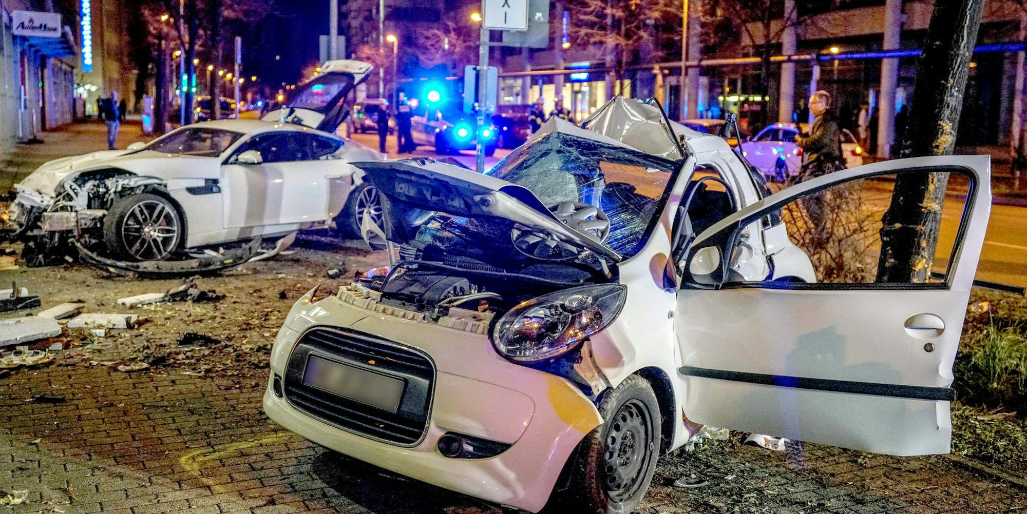 Kleinwagen Stuttgart Unfall