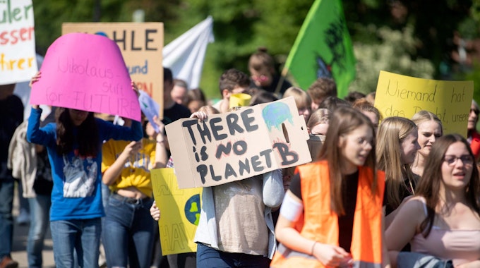 Tausende Menschen gehen für das Klima auf die Straßen – ab September sind auch in Euskirchen Veranstaltungen geplant.