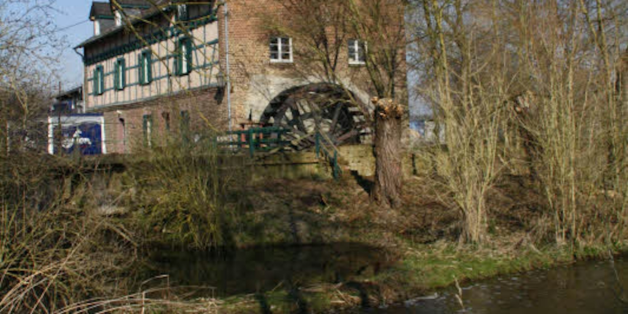 Die Zukunft der Gymnicher Mühle ist ungewiss. Nach ergebnislosen Verhandlungen hat der Mühlenverband Rhein-Erft-Rur nun einen Insolvenzantrag gestellt.