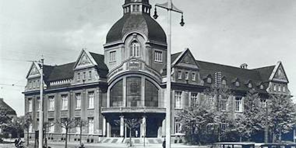 Der Prachtbau mit Kuppel: 1911 wurde das "Neue Kaufhaus" der Farbenfabriken eröffnet.