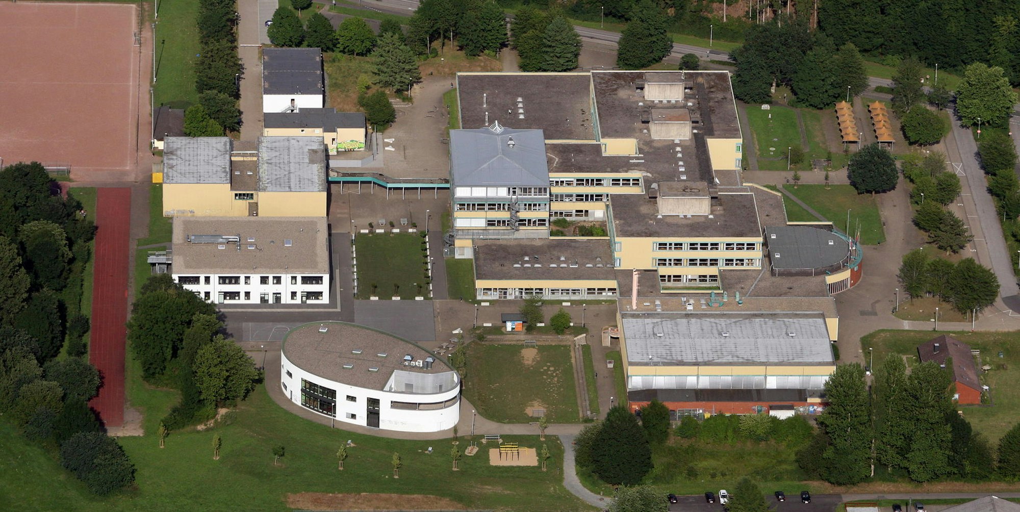 Das Schulzentrum Cyriax soll für viele Millionen Euro umgebaut werden.