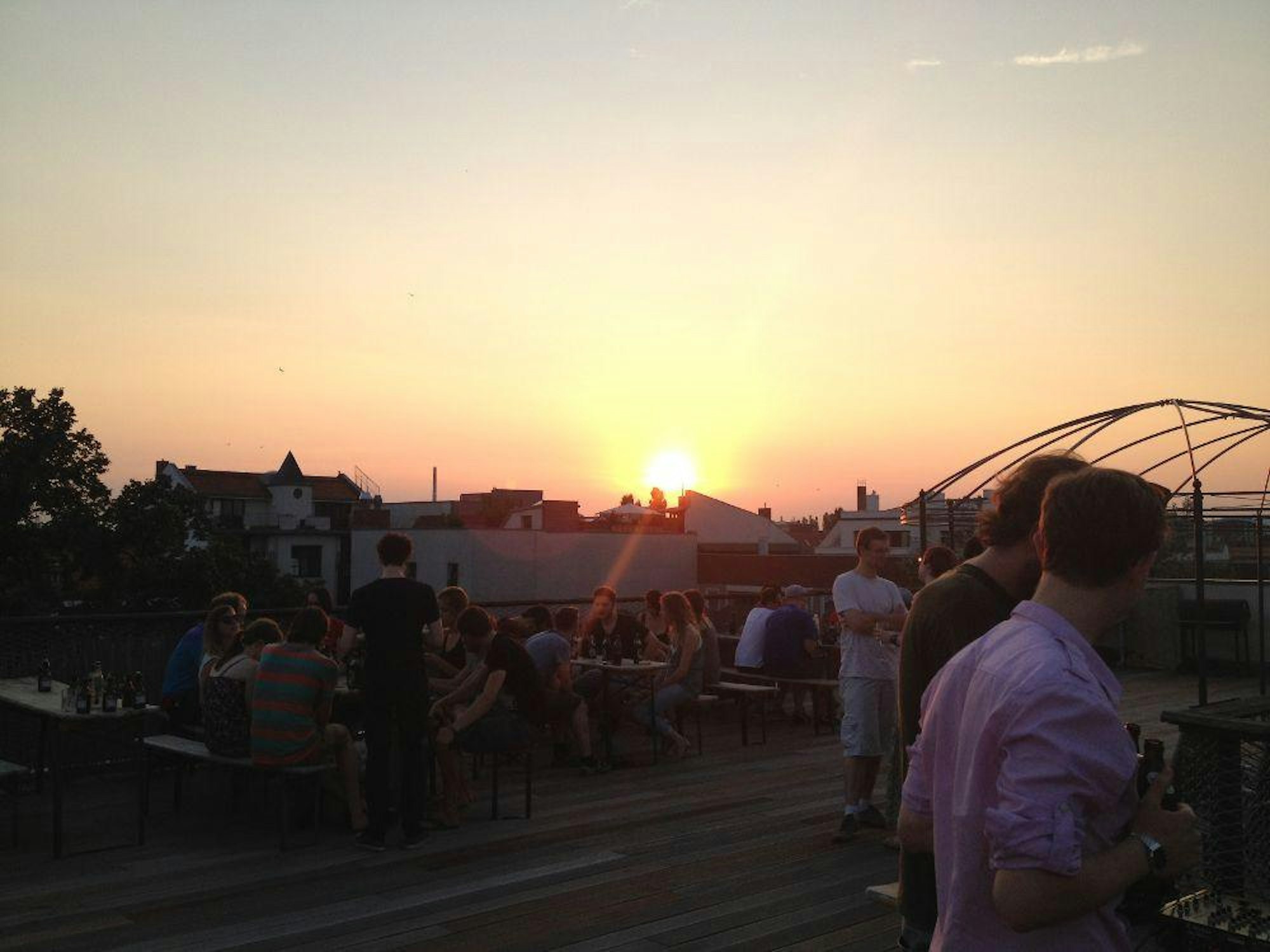 F_Glassdoor_Soundcloud_Berlin_summer-on-our-rooftoop-terrace-dancefloor