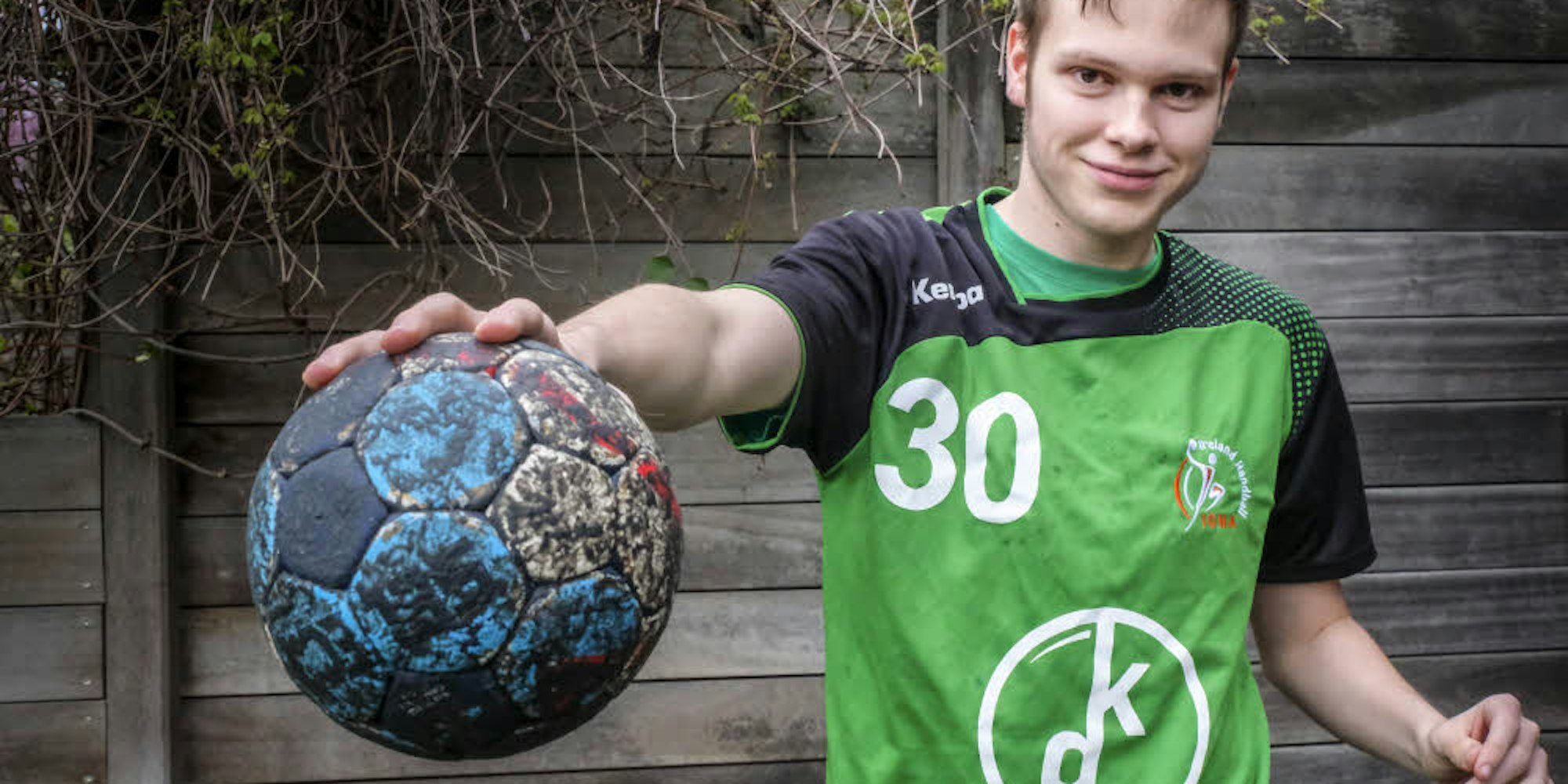 Will mit den Iren zur Handball-EM: Neu-Nationalspieler Sean Fuchs aus Nippes.