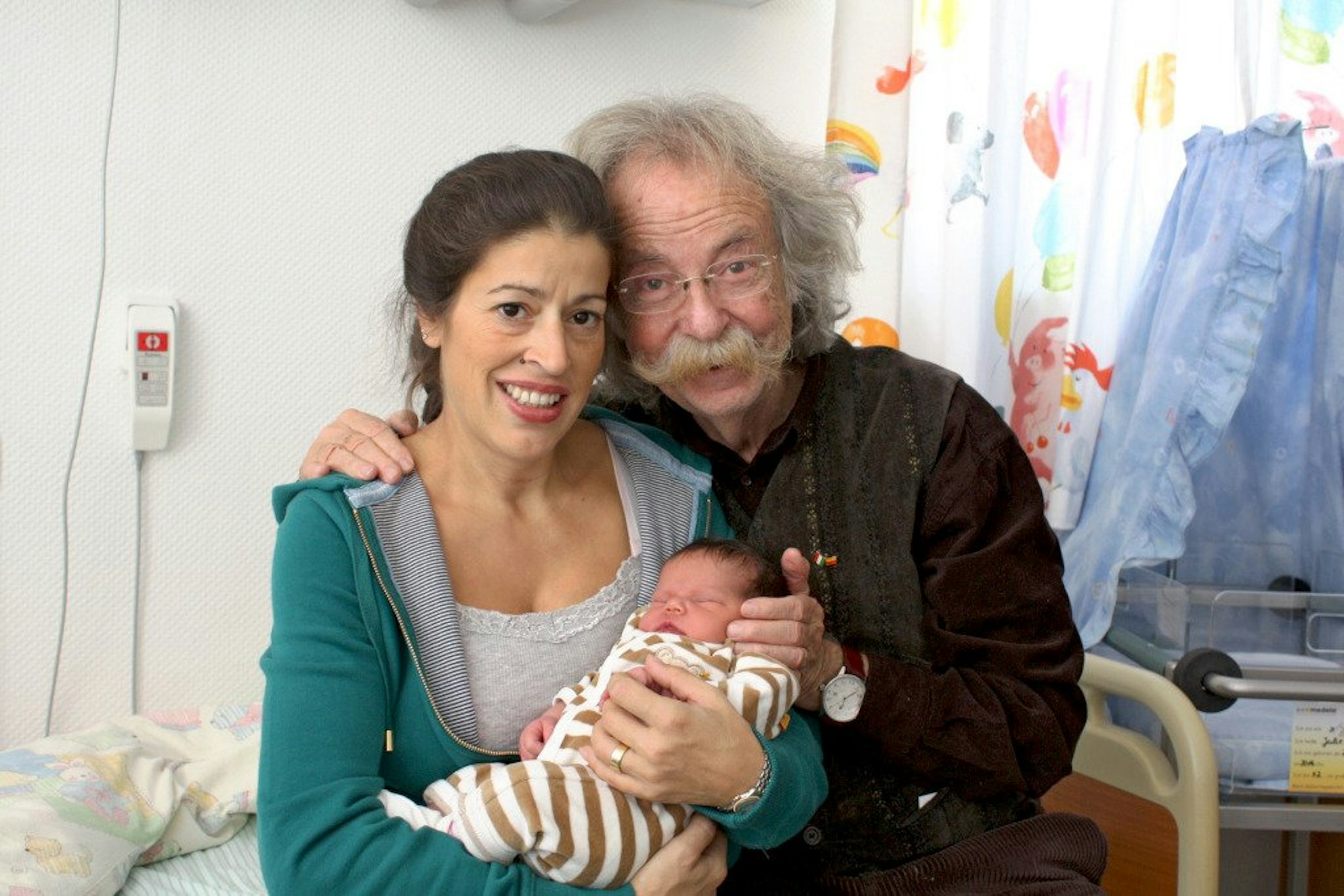 Mit 74 Jahren noch einmal Vater geworden: Jean Pütz 2010 zusammen mit seiner Frau und seiner jüngsten Tochter.