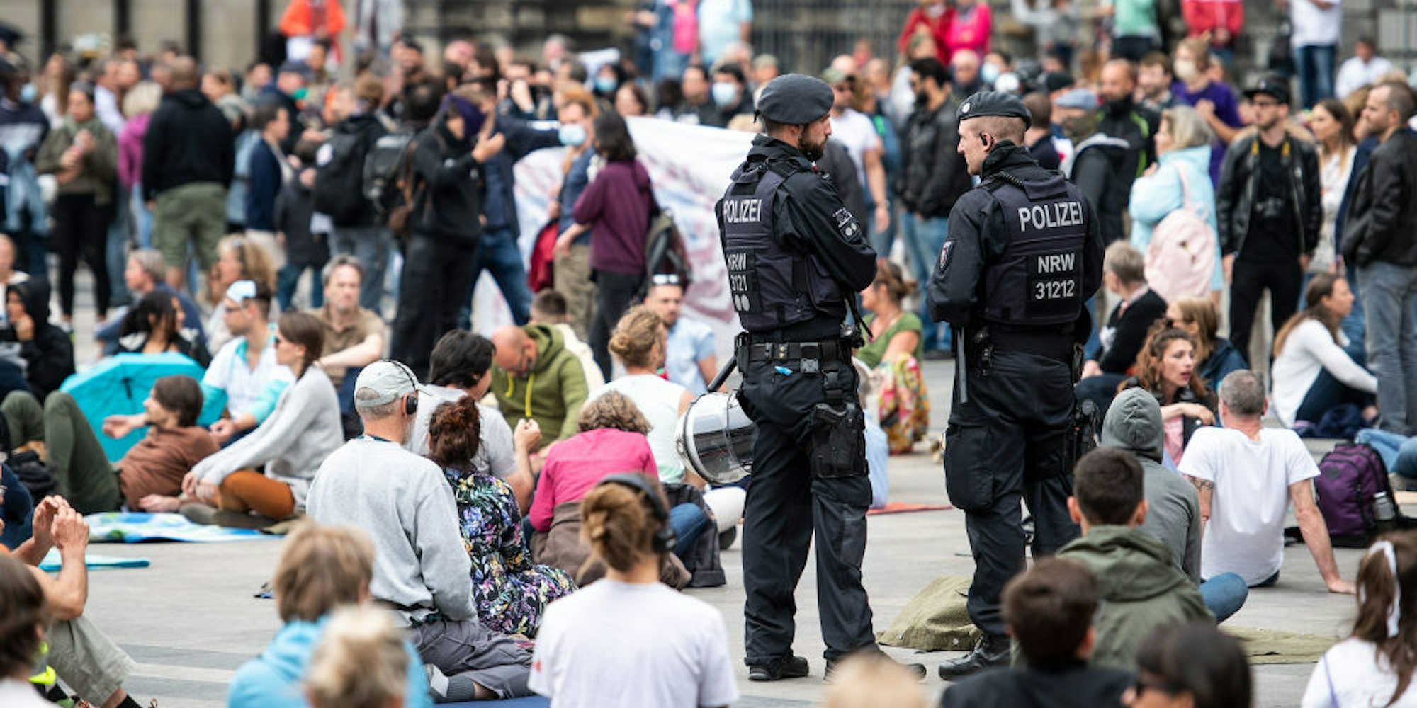 Roncalliplatz in Köln: Eine von zahlreichen, friedlichen Demonstrationen des Wochenendes