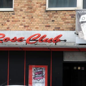 Der Rose Club in der Nähe vom Barbarossaplatz macht bald dicht.
