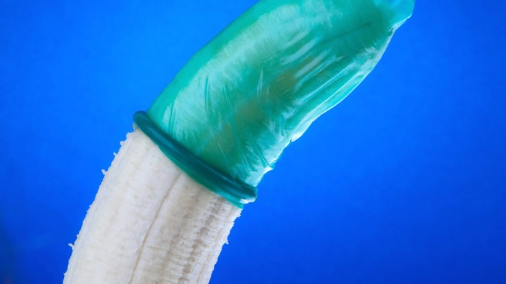 Eng kondome zu Kondome translation. 