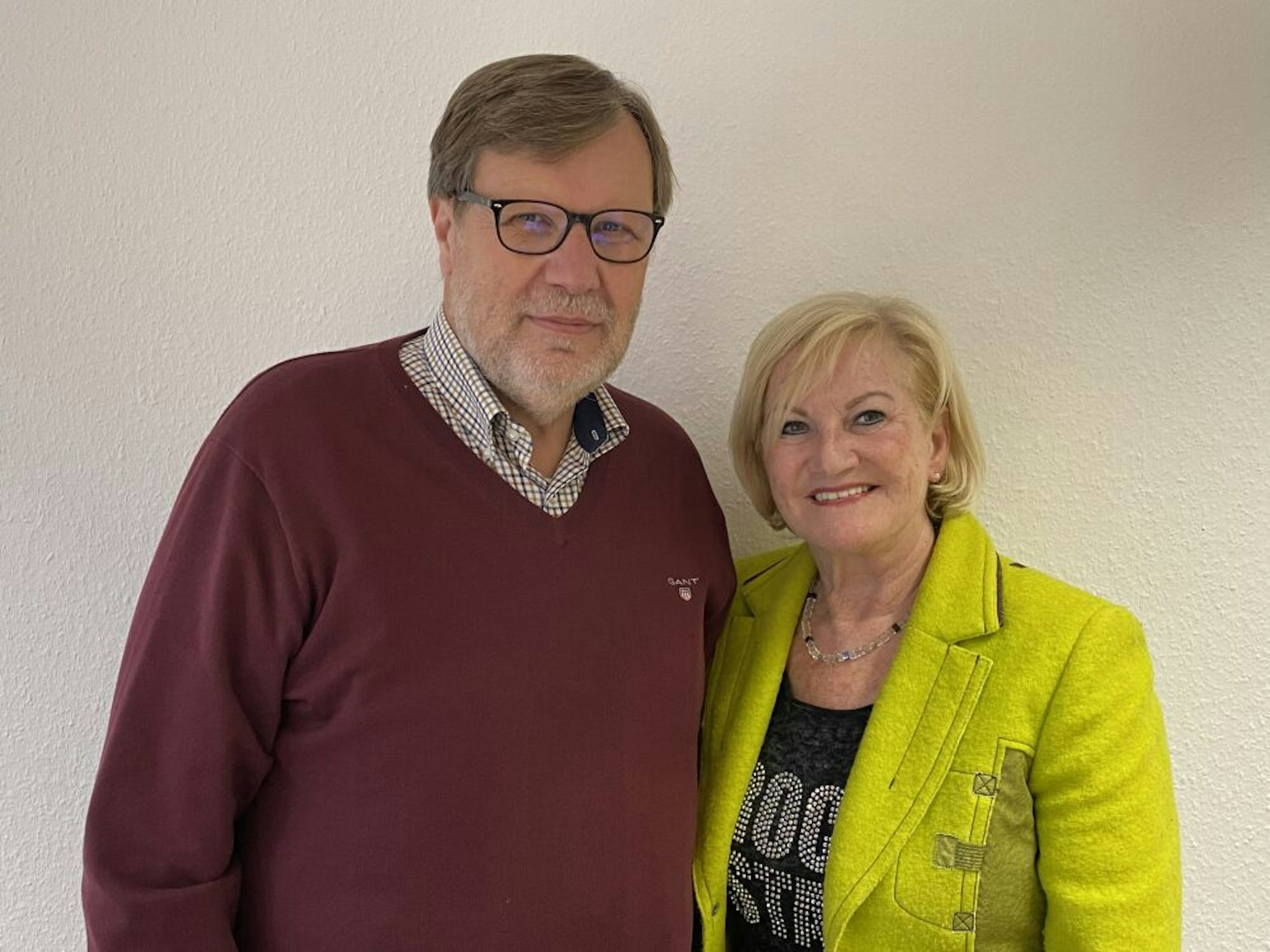 Sorgen sich: Uwe Günther, Geschäftsführer der Kreishandwerkerschaft Rureifel, und Friseur-Innungsobermeisterin Bernadette Hein.