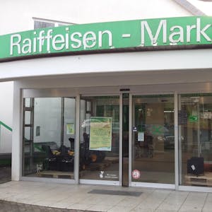 Der Raiffeisenmarkt in Kürten-Hungenbach hat geschlossen. Für das Gelände sucht die Volksbank Berg einen Nachmieter.