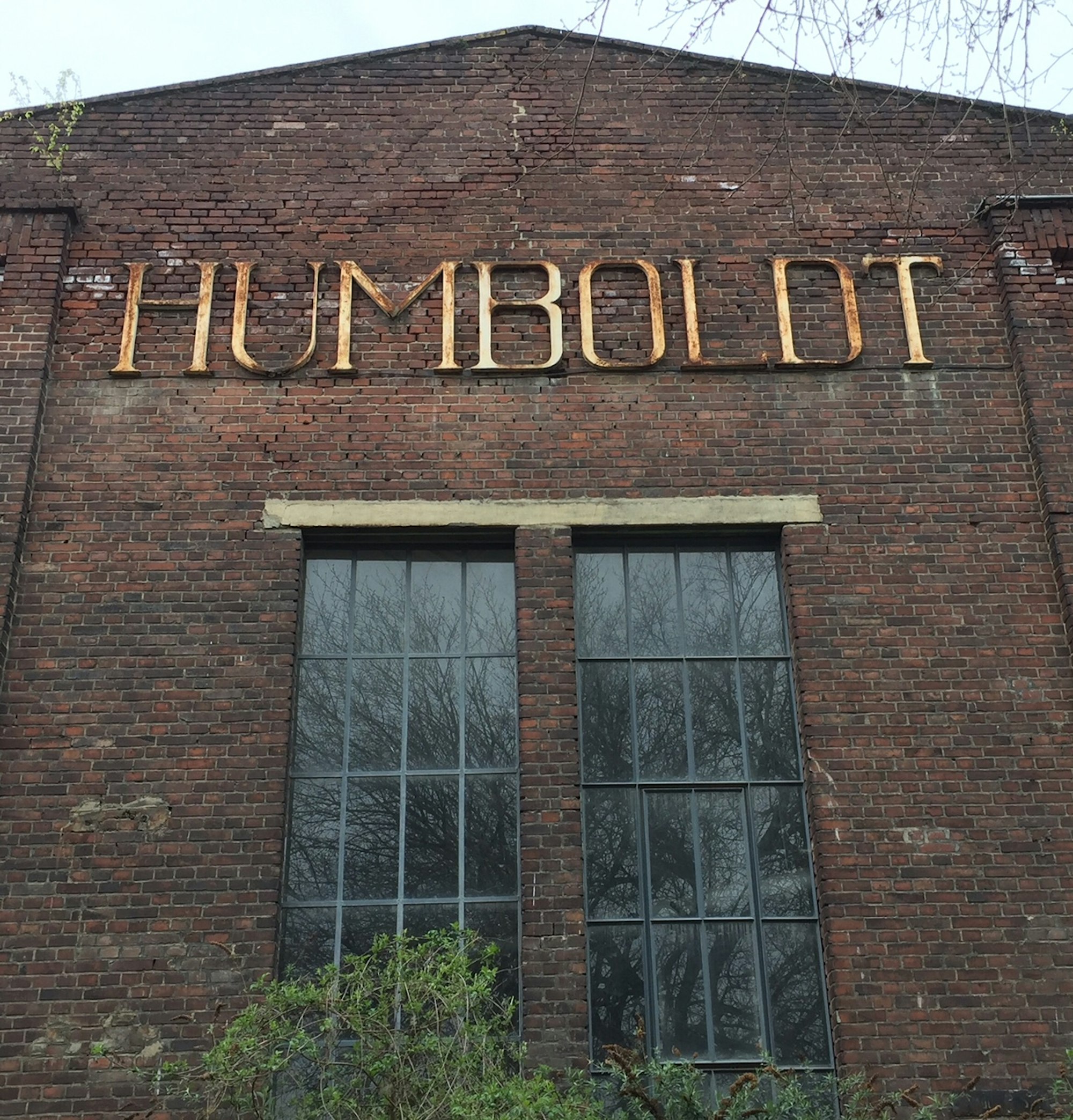 Kalk Humboldt-Halle groß
