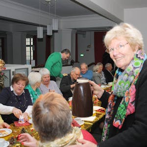 Anne Schwabedal hat vor zehn Jahren zum ersten Mal die Weihnachtsfeier für Alleinstehende bei den Steyler Missionaren organisiert.