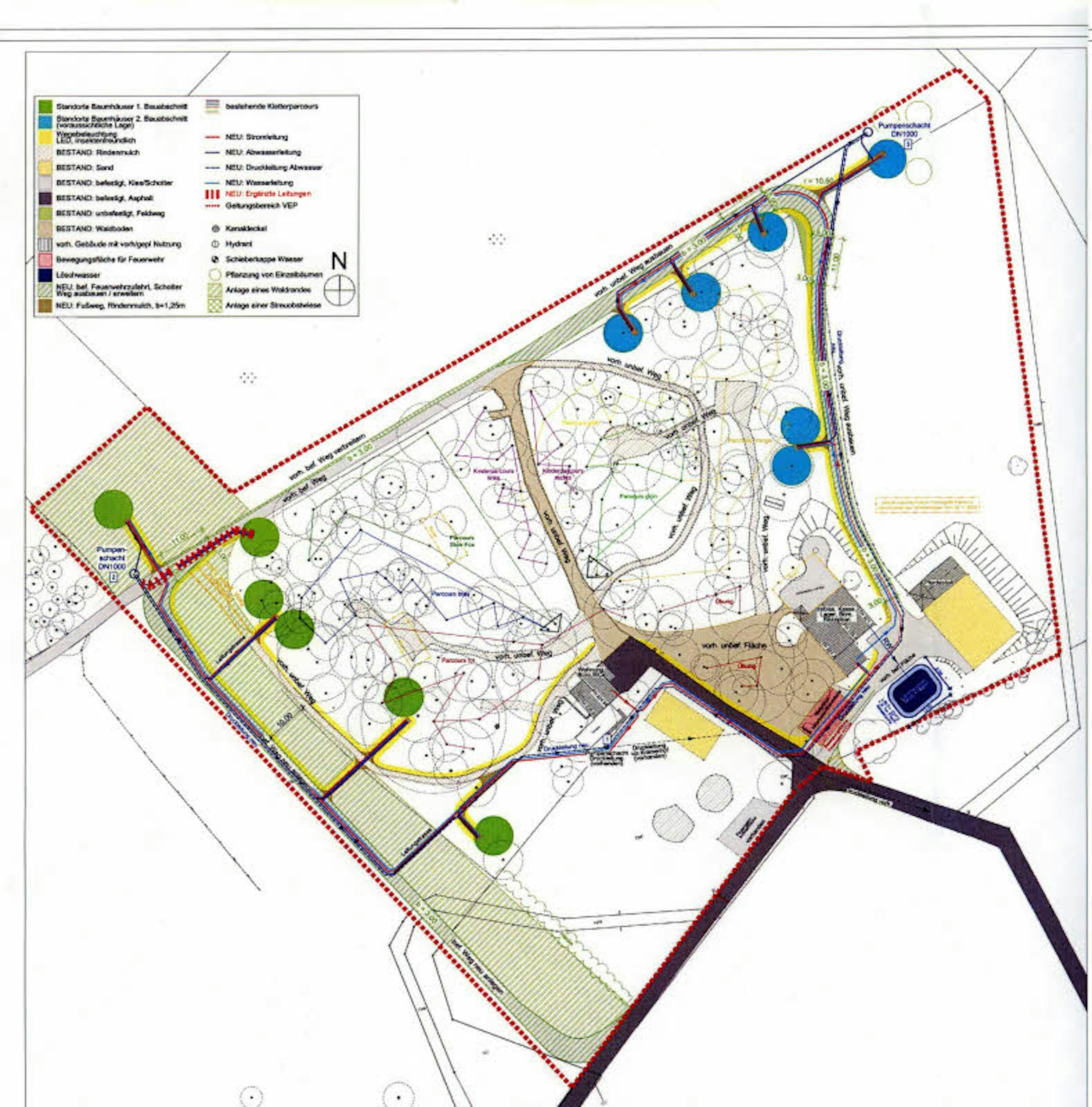 Das Areal mit den Baumhäusern, die zuerst errichtet werden sollen (grüne Punkte), und denen der zweiten Bauphase (blau).