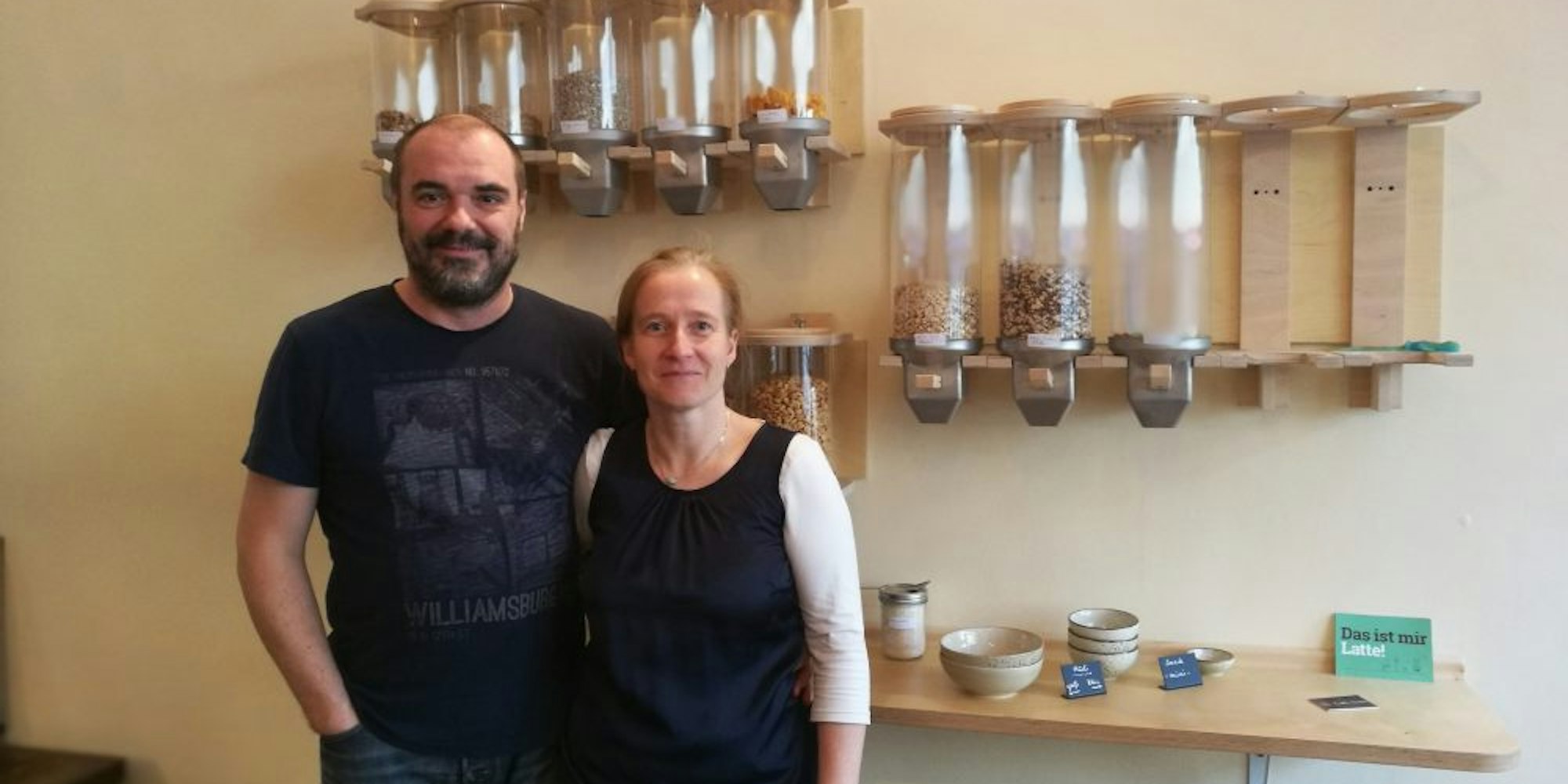Torsten Neuß und Jana Nehrlich sind zwei der drei Betreiber des Cafés.