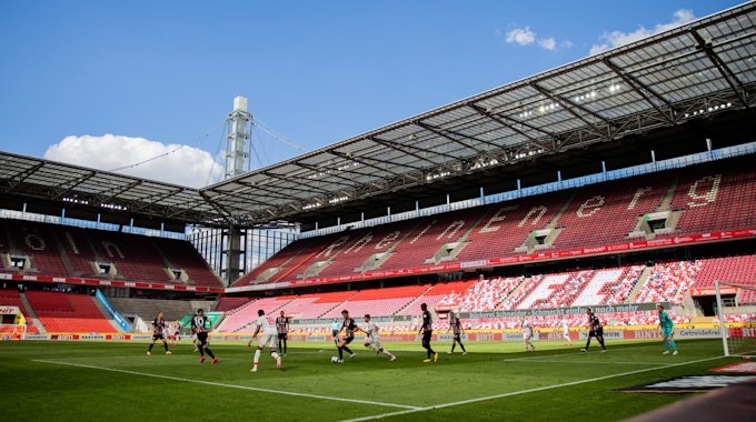 FC_Stadion_Eintracht_leer