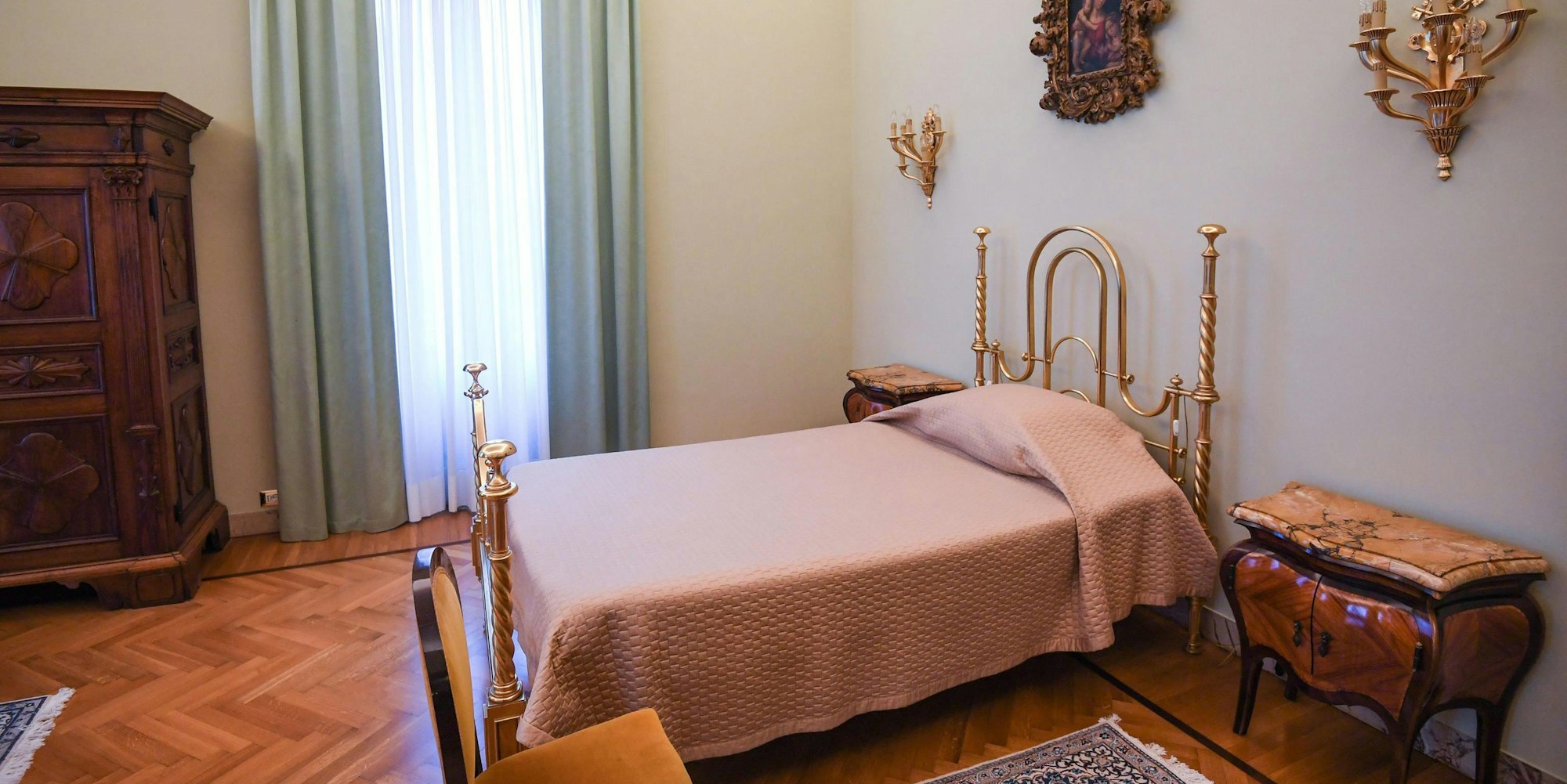 Papst-Bett in Castel Gandolfo