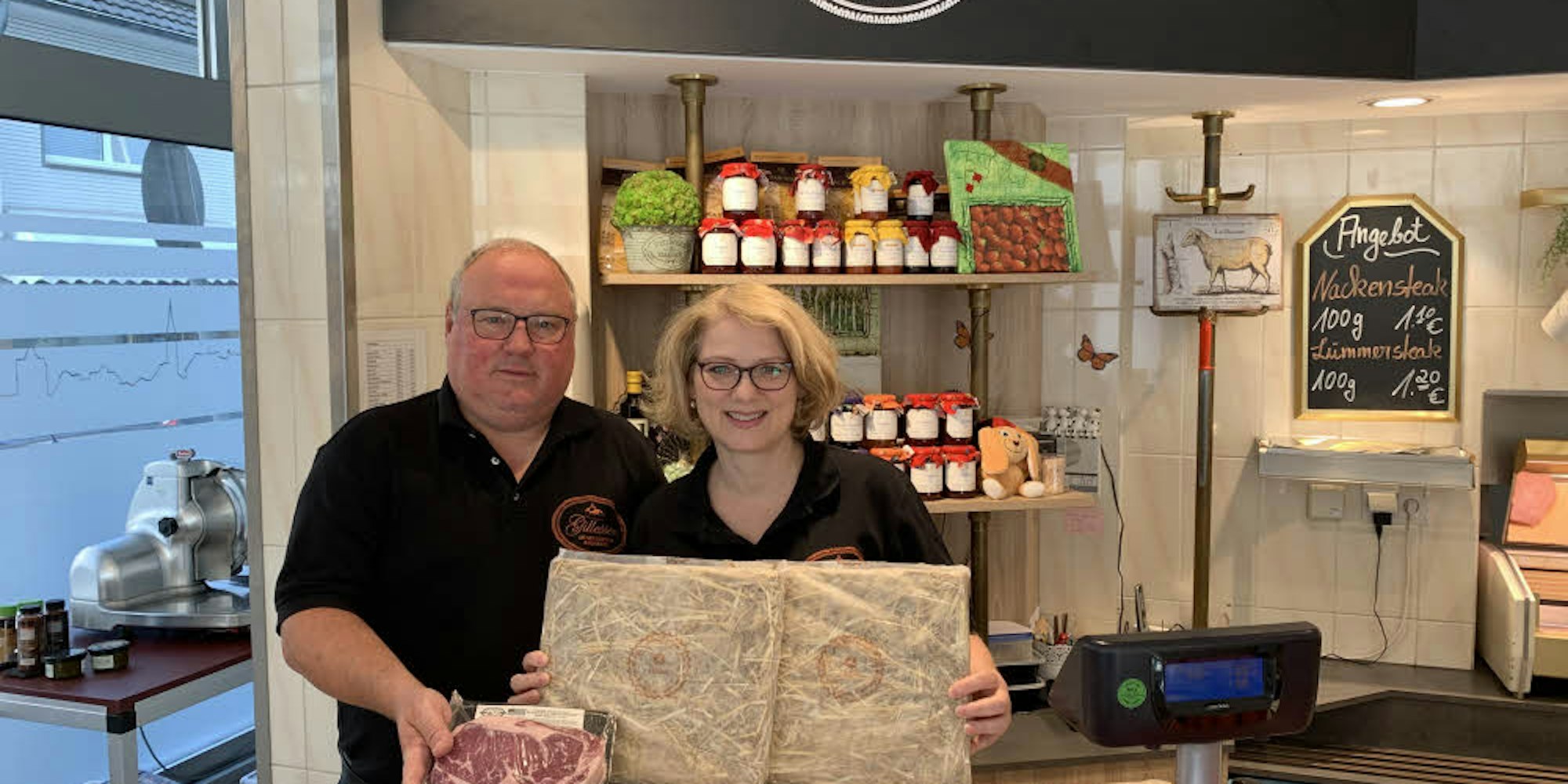 Jürgen und Bettina Gillessen gehen mit ihrer Metzgerei online und verkaufen Fleisch künftig im Netz.