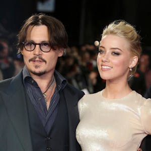 Amber Heard und Johnny Depp 2011