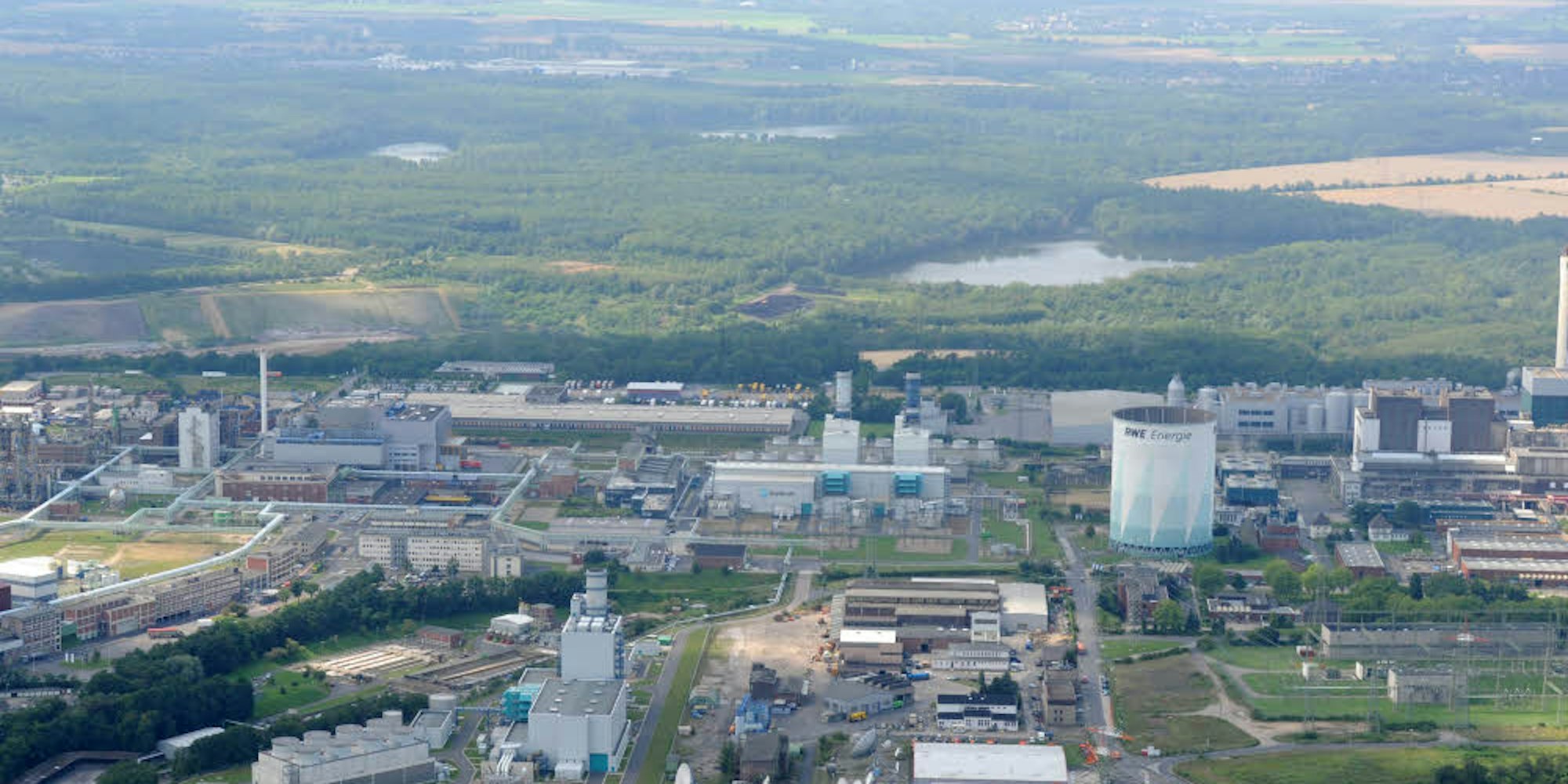Ein Anschluss des neuen Industriegebiets an den Chemiepark Knapsack wird geprüft.