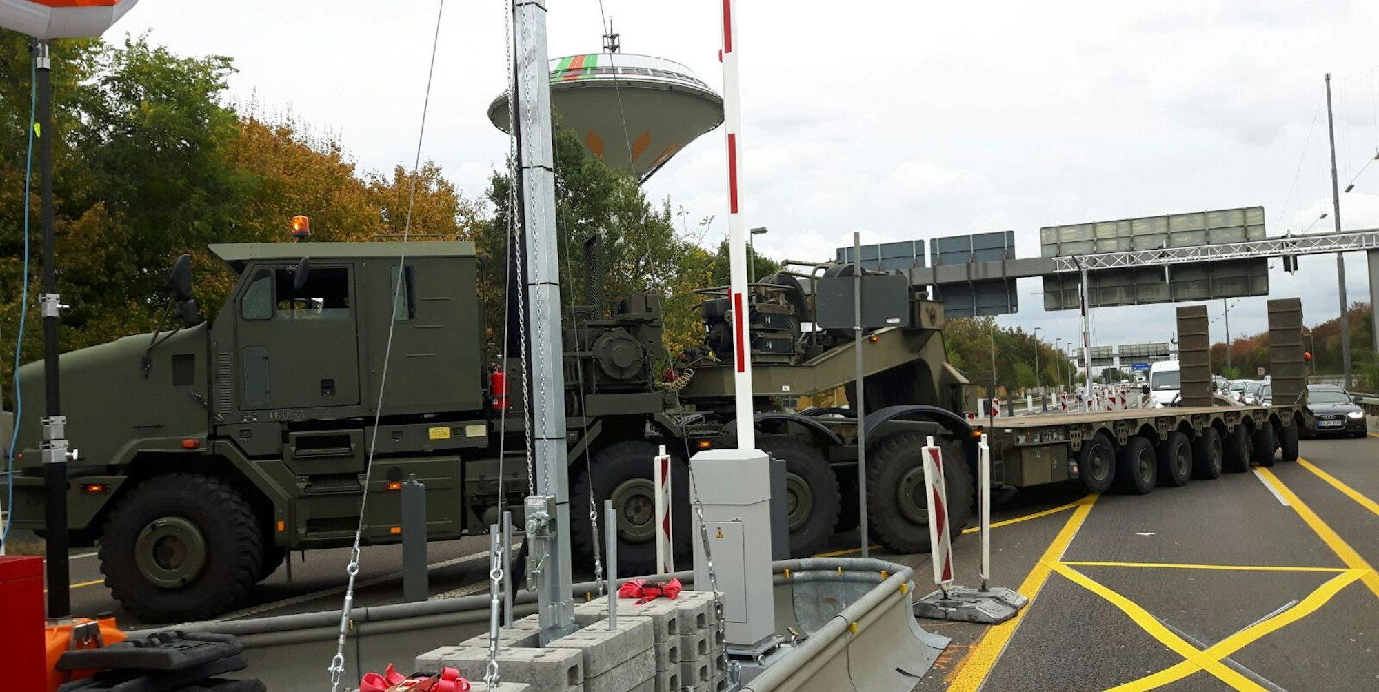 Militärkonvoi Leverkusener Rheinbrücke