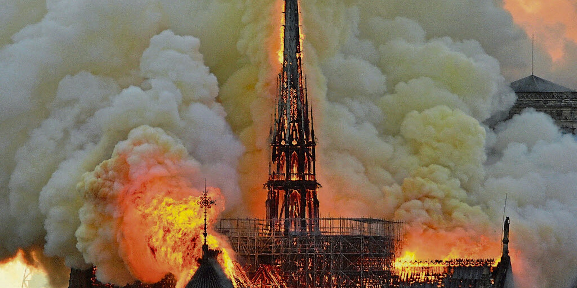 Am 15. April 2019 brannte die Kathedrale.