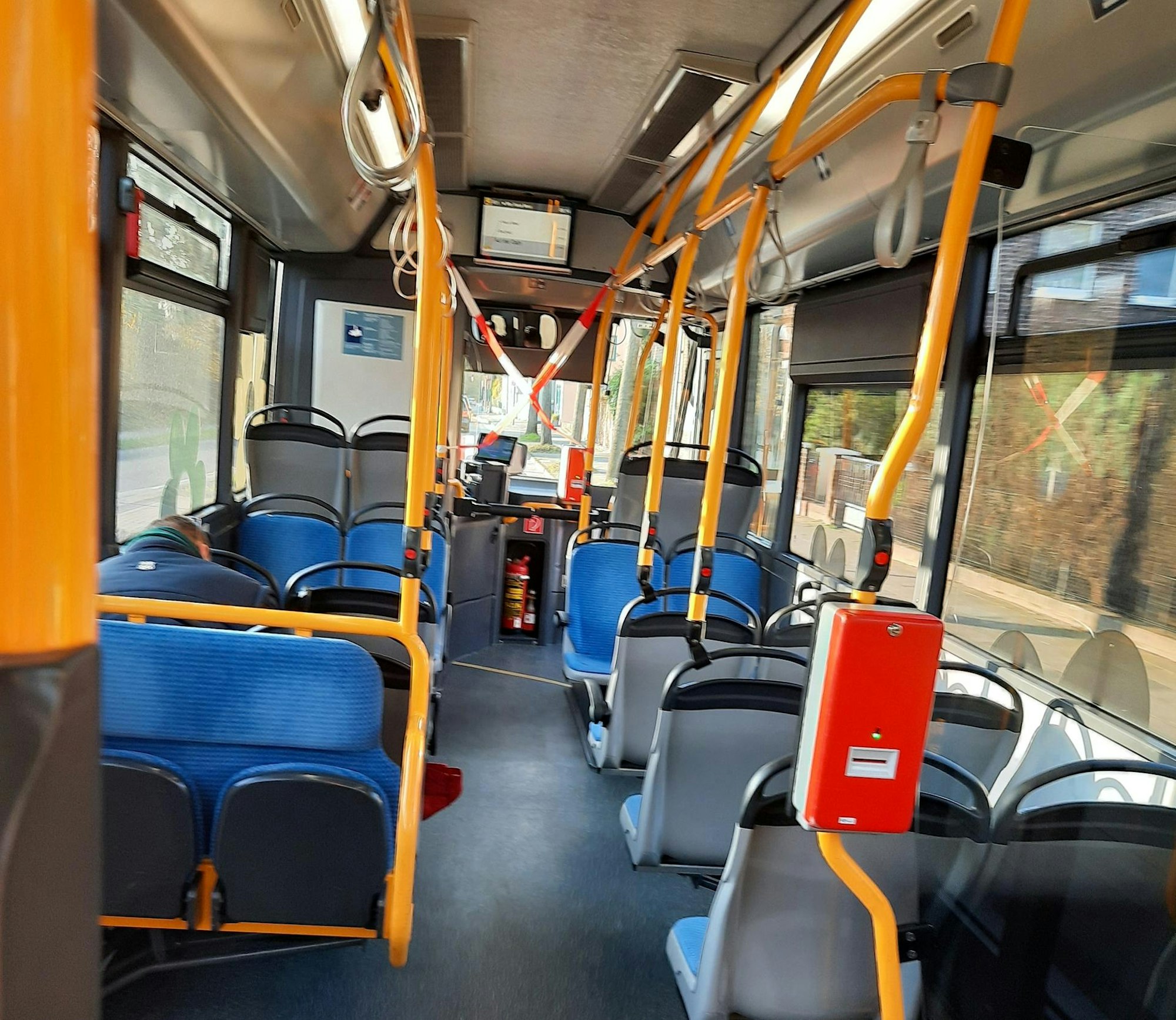 Rheinban Corona Flatterband Bus
