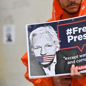Julian Assange Protest