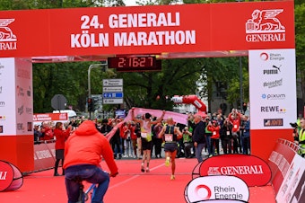 Köln-Marathon WEISER 021022