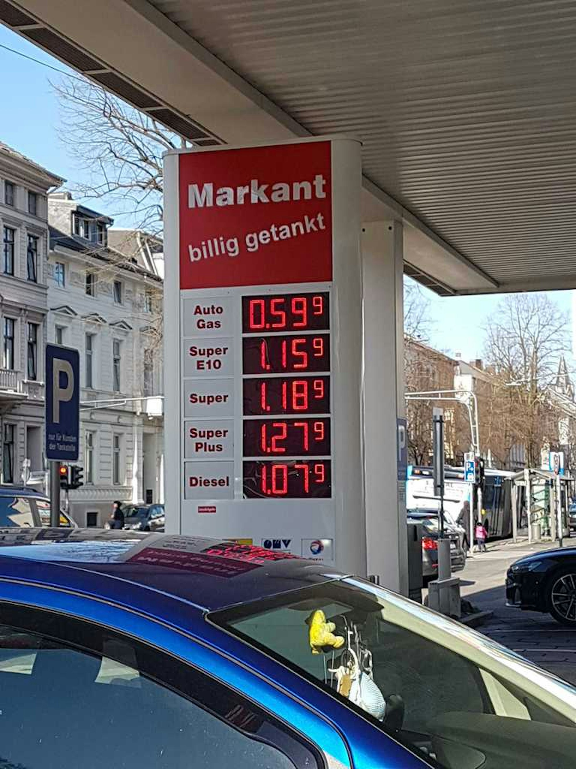 Markant-Tankstelle-Wuppertal-23-März-2020