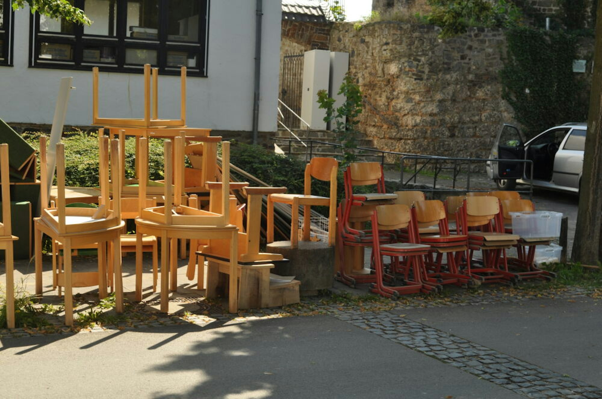 Die Grundschule St. Martin in Rheinbach verlor ihr Inventar. 